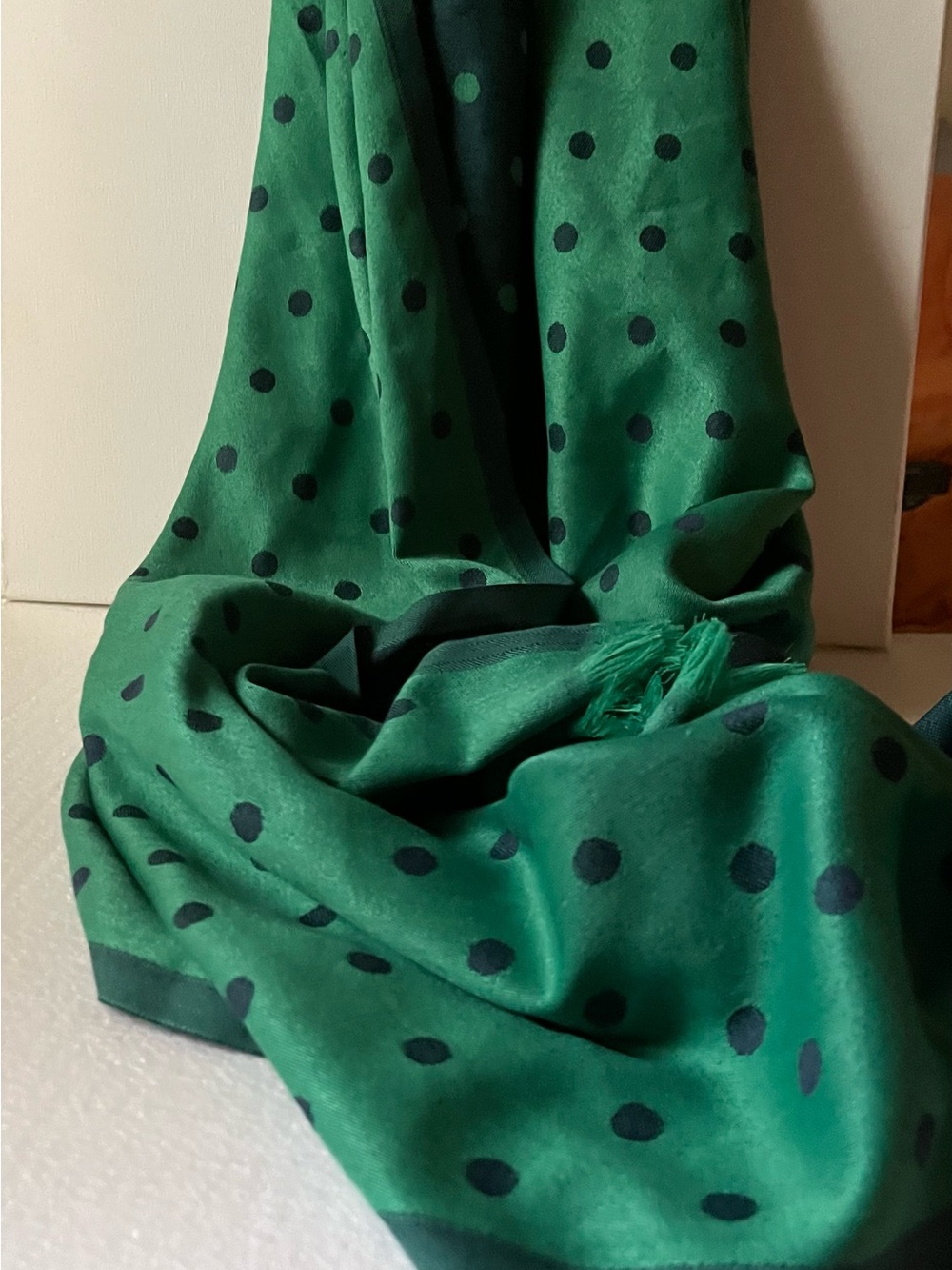 NWT Talbots Reversible Green Polka Dot Oversized Scarf Wrap 70” x 28” - Picture 3 of 5
